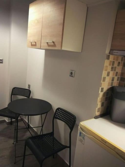 Nice& Cozy Flat 1Min From The Heart Of Athens.Wifi Ngoại thất bức ảnh
