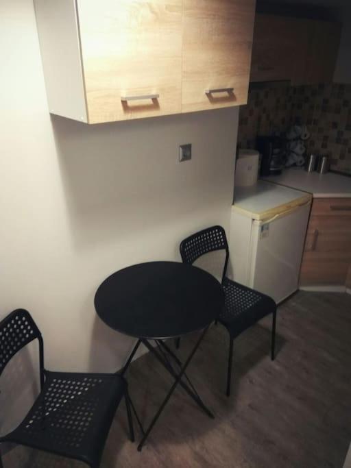 Nice& Cozy Flat 1Min From The Heart Of Athens.Wifi Ngoại thất bức ảnh