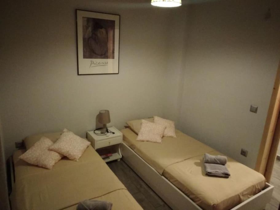 Nice& Cozy Flat 1Min From The Heart Of Athens.Wifi Ngoại thất bức ảnh